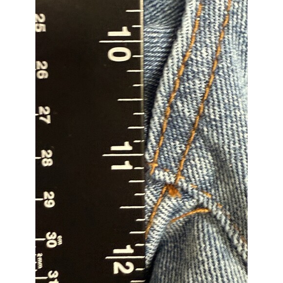 Almost Famous Straight Leg Distressed Dad Jeans Size 9 Juniors Denim Rue21 EUC - Picture 13 of 14